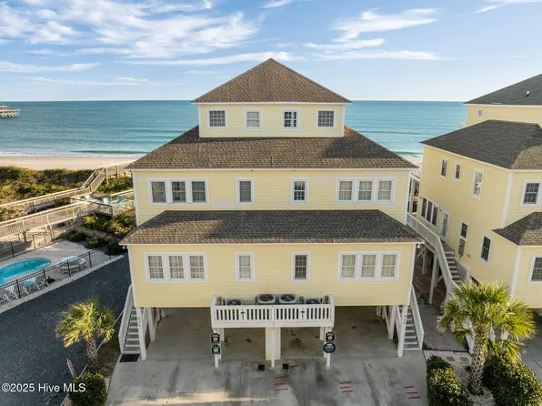 872 Villas Drive, North Topsail Beach, NC 28460