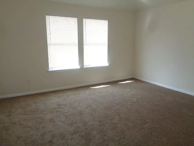 15627 Kippers Dr — Photo 5