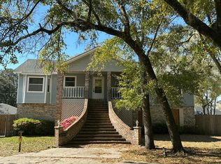 3111 Holley Point Rd, Navarre, FL 32566