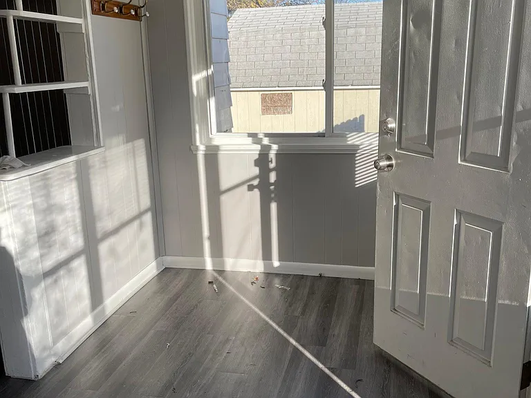 134 Jefferson Ave — Photo 2