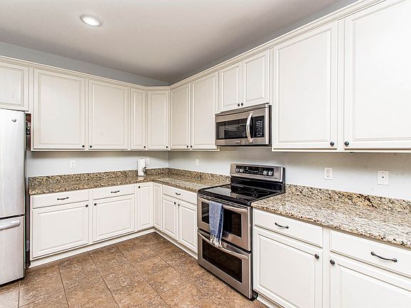 5th image of 1753 Orchard Dr