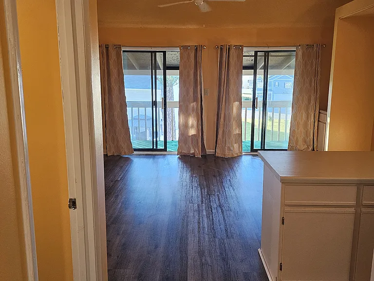 500 Fairway Village Dr #4 — Photo 3