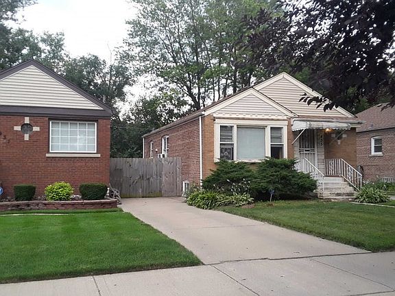 4th image of this home