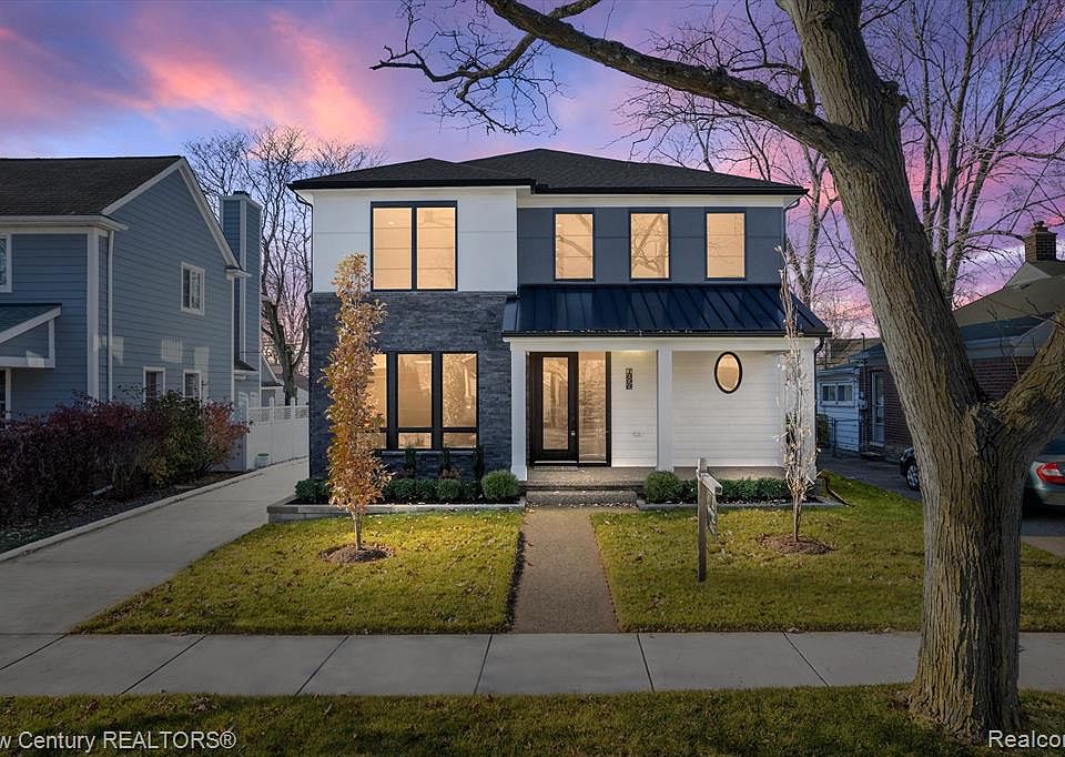 1898 Henrietta St, Birmingham, MI 48009 Zillow