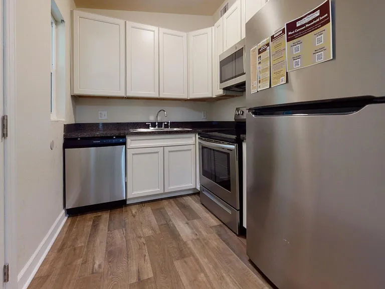 1694 Sharkey St — Photo 4