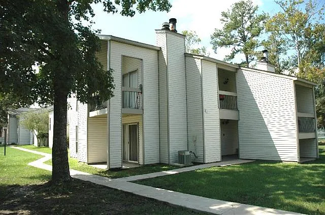1501 Parkview Blvd #1501 — Photo 1
