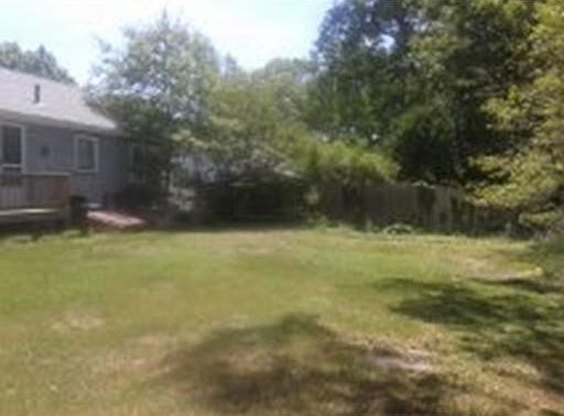 2nd image of 49 Allen St