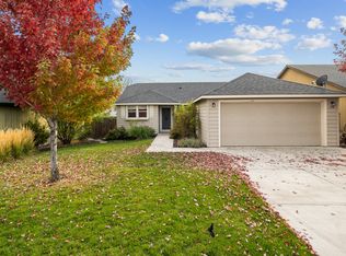 732 NE Redwood Ave, Redmond, OR 97756