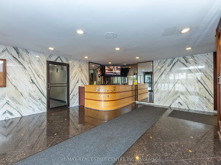 3390 Weston Rd #1009 — Photo 3