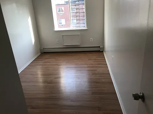 Rented by PLUSH REALTY Inc | media 11