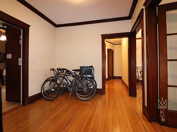 3rd image of 127 Babcock St