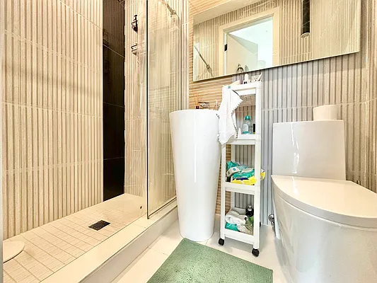 Rented by Doorway NYC, LLC | media 18