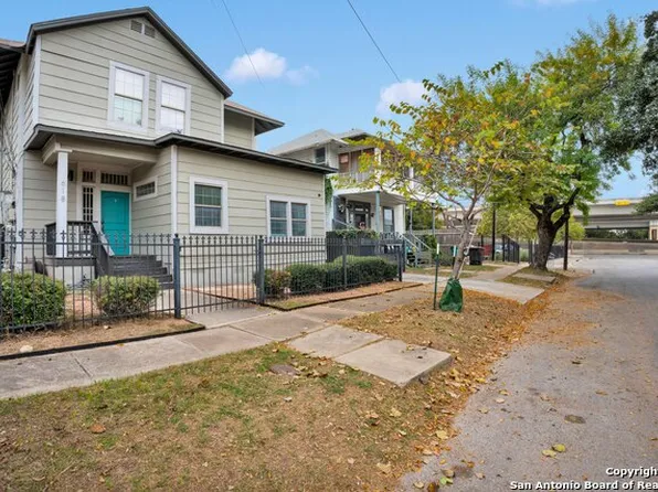 618 Atlanta St APT 4, San Antonio, TX 78212
