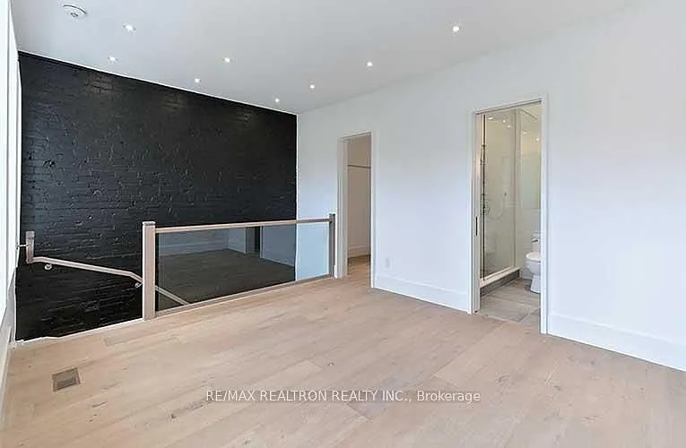 69 Brunswick Ave #2