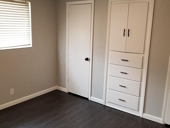 3rd image of 385 W 1500 S APT 3