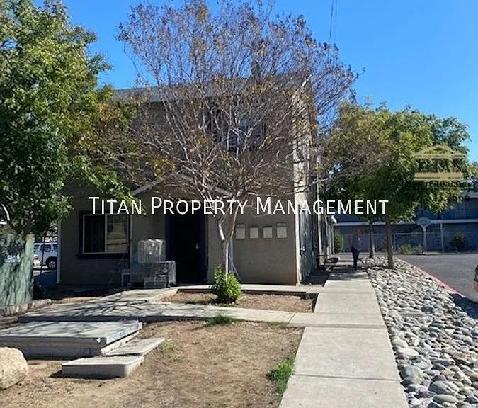 3736 Astoria St #102 — Photo 14