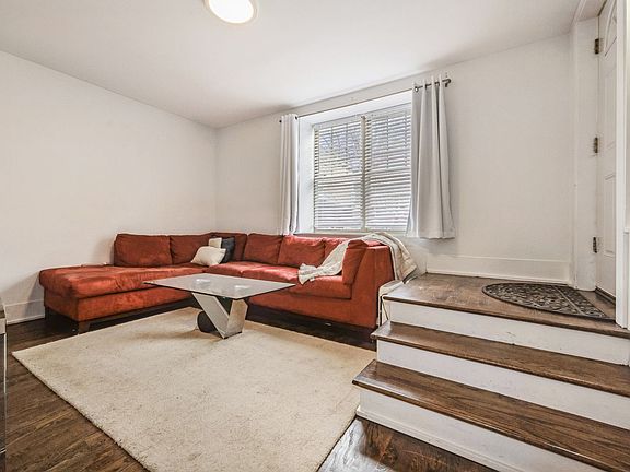 2nd image of 3221 N California Ave APT G
