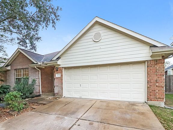 3rd image of 19718 Diamond Hills Ln