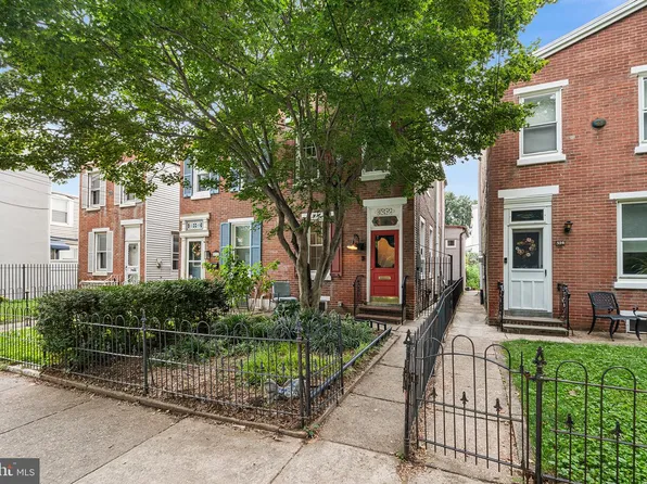 532 Belgrade St, Philadelphia, PA 19125
