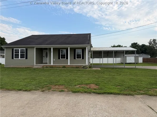 104 Greenway Dr, Point Pleasant, WV 25550
