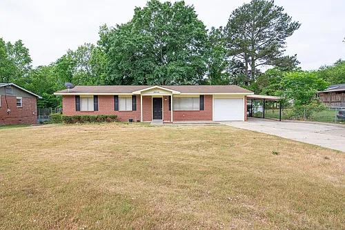 6040 Luna Dr Photo 1