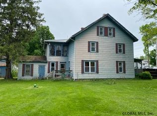 629 South St, Hoosick Falls, NY 12090