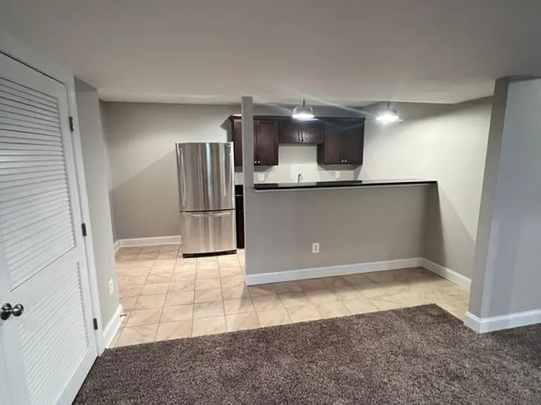 16500 Hayes Ln — Photo 3