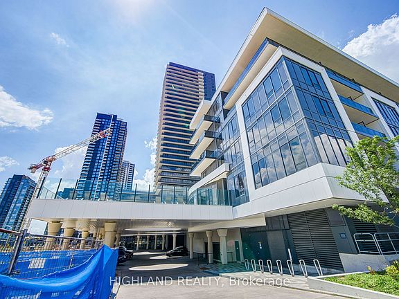 2nd image of 5081 Hurontario St #3103