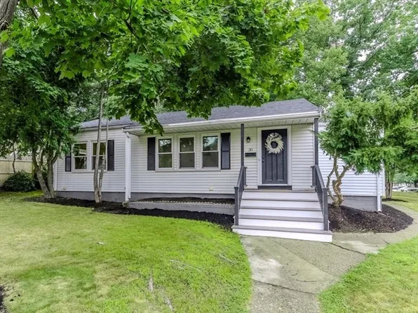 30 Lariviere Rd, Framingham, MA 01701