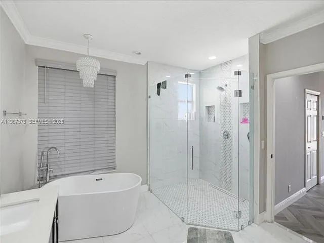 18631 SW 39th St — Photo 5