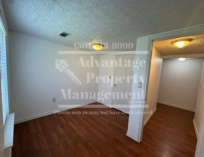 303 E Church St — Photo 16