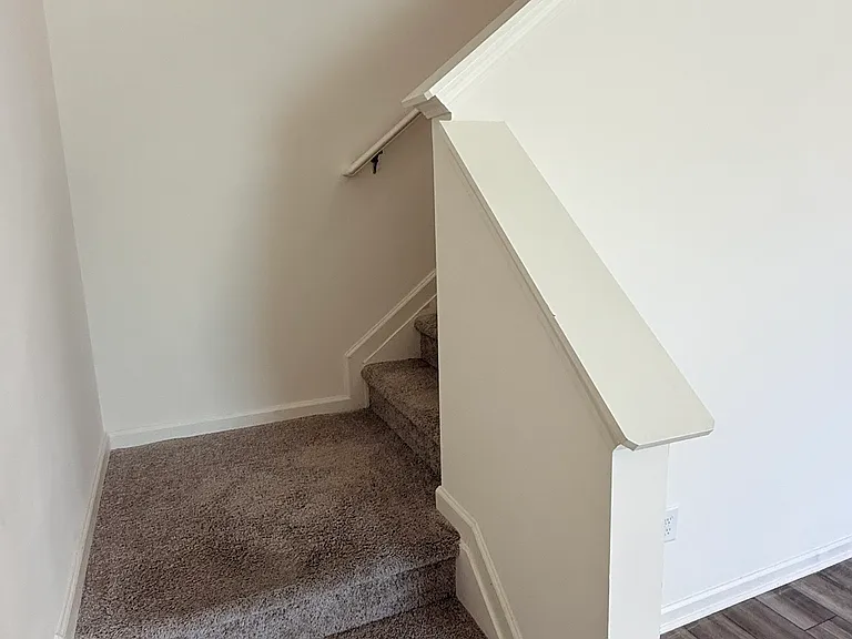 8 Borland Rd — Photo 10
