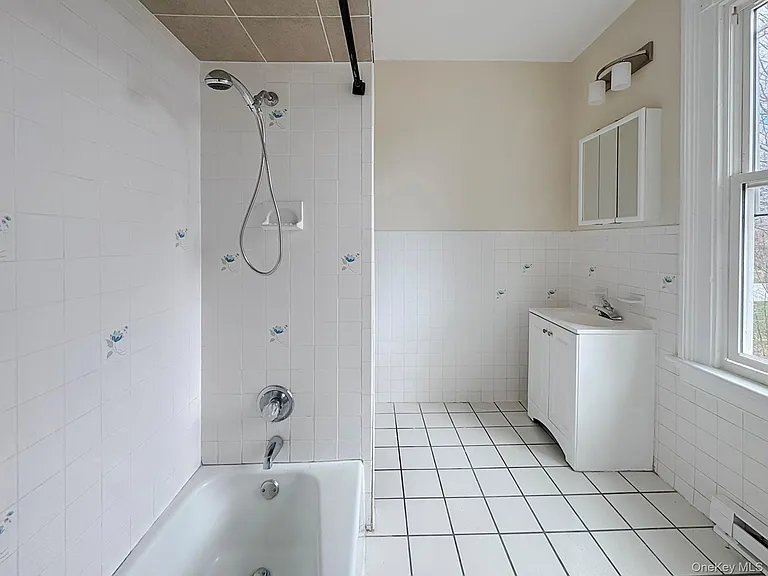 3604 Lexington Ave #5 — Photo 7