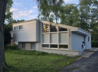1307 Ridge Rd, Highland Park, IL 60035