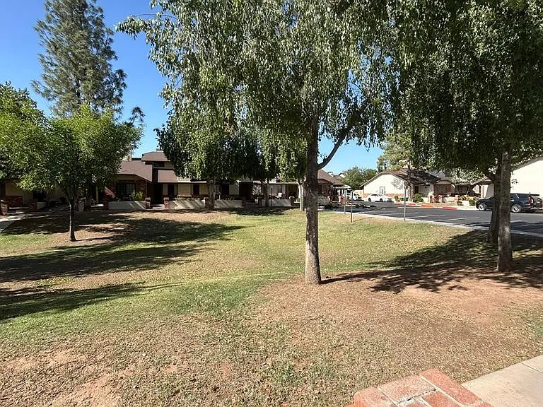 170 E Guadalupe Rd #80 — Photo 3