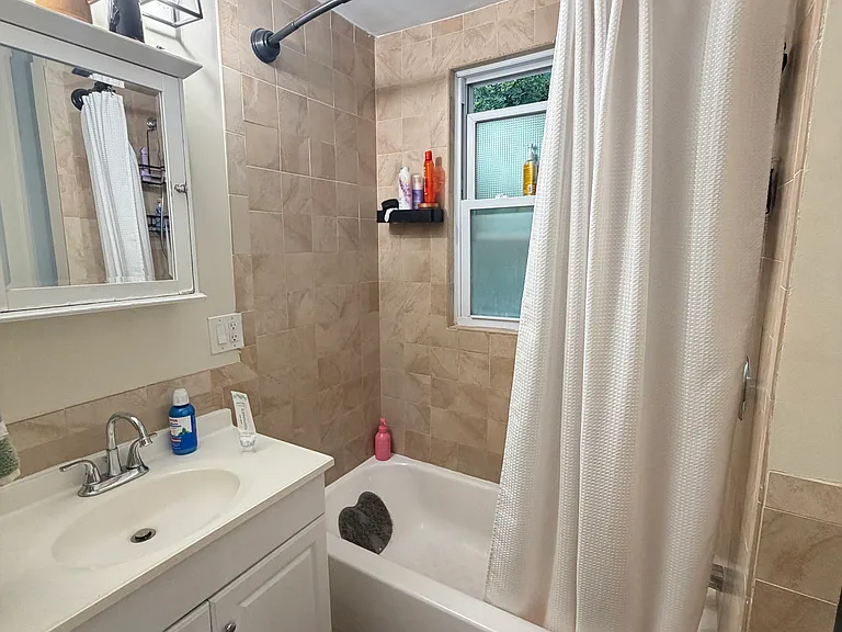 100 Walnut St #2 — Photo 12