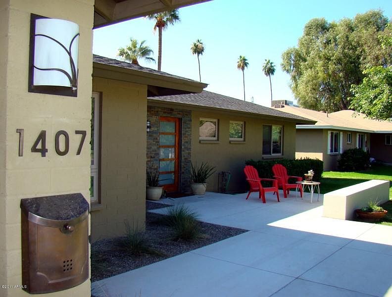 1st image of 1407 E San Miguel Ave