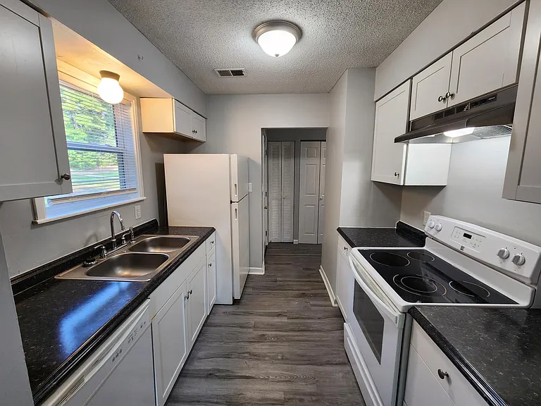 108 Beatty Downs Rd #A — Photo 4