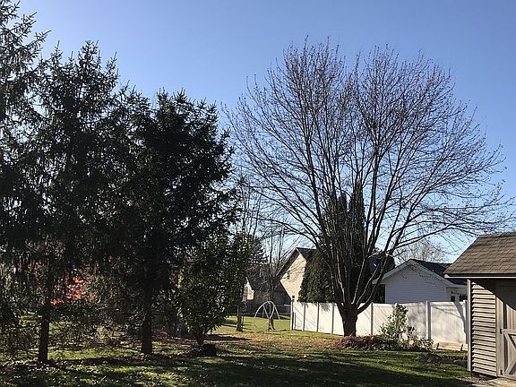 4th image of 1158 Ledgebrook Dr