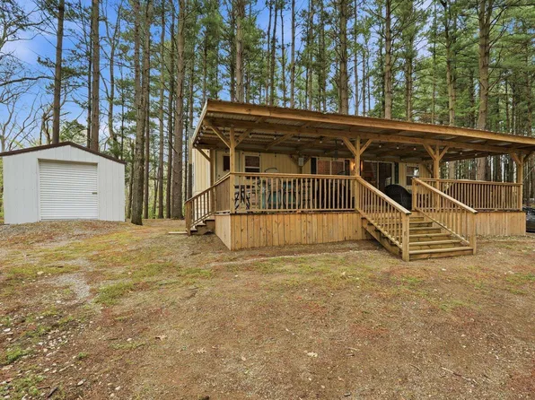 100 Woodland Pass Vop, Angola, IN 46703