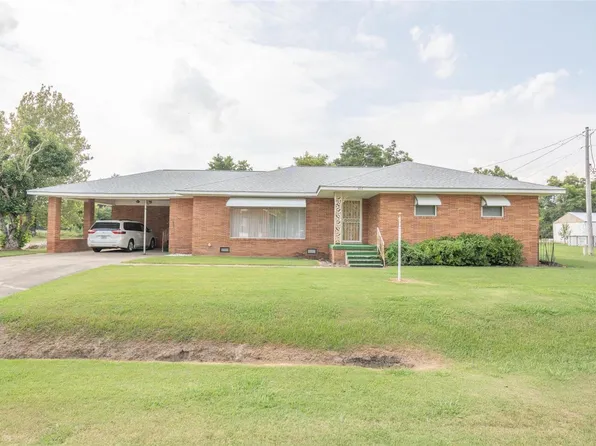 302 E John St, Campbell, MO 63933