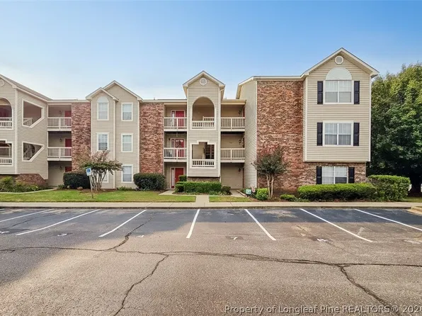 2705 Preston Woods Ln APT 4, Fayetteville, NC 28304
