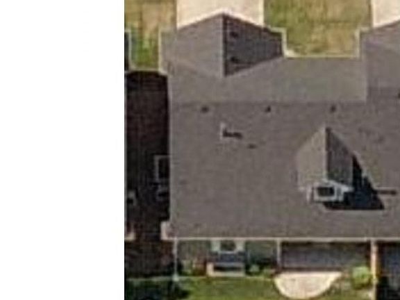 2nd image of 6077 W 1st St