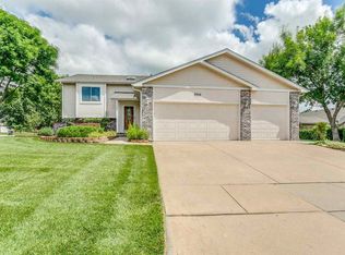 9910 E Bayley St, Wichita, KS 67207