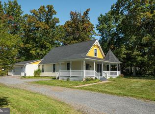 314 Allegheny Dr, Oakland, MD 21550