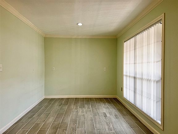 4th image of 1311 Antoine Dr APT 128