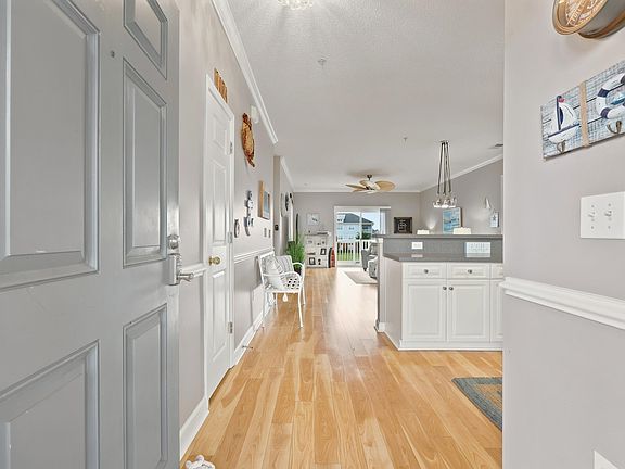 2nd image of 701 Salleyport Dr. #1114