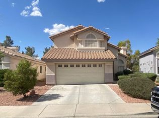 215 Camelback Ridge Ave, Henderson, NV 89012