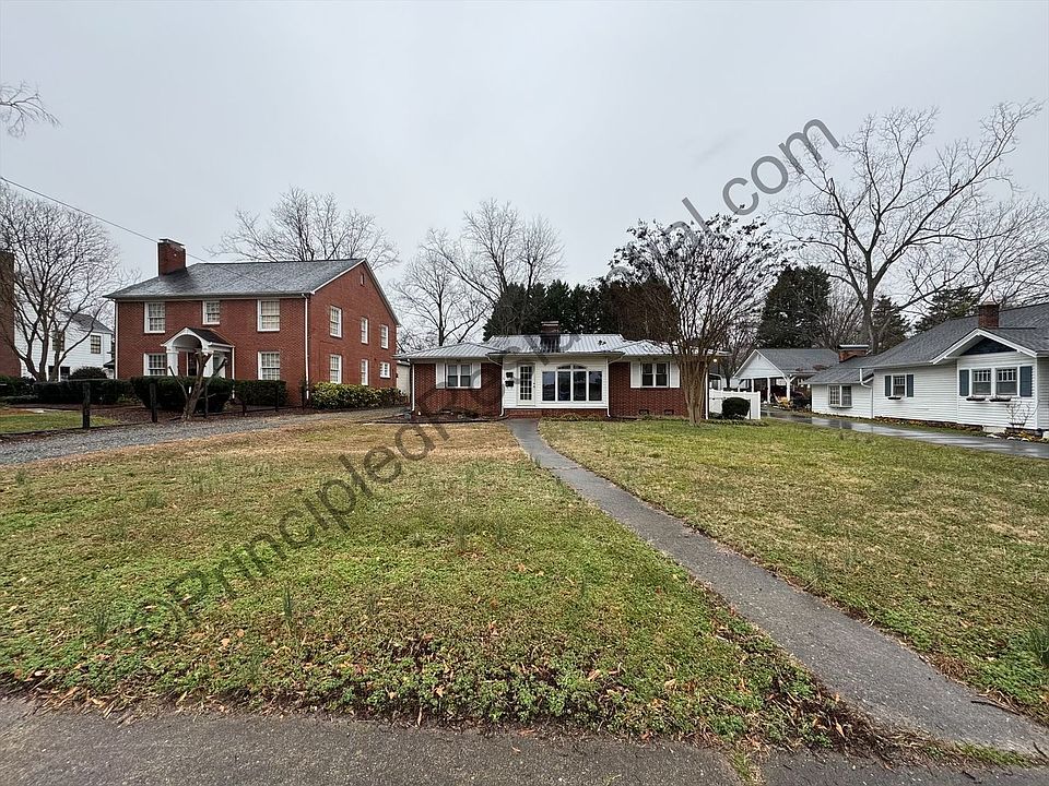 1st image of 315 N Oak St #18509B636