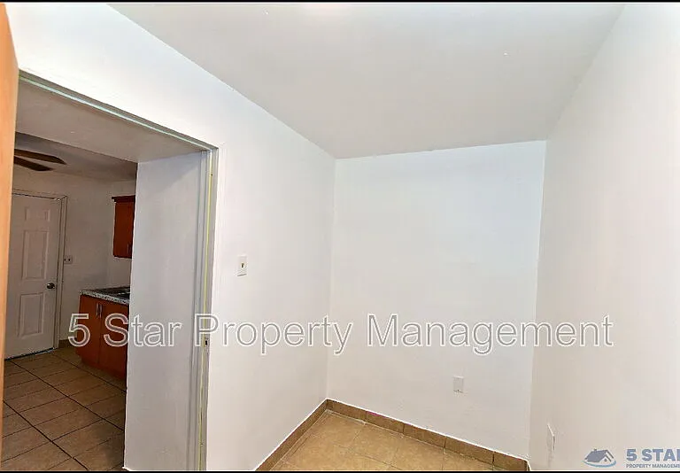 1908B Olive Ave — Photo 21